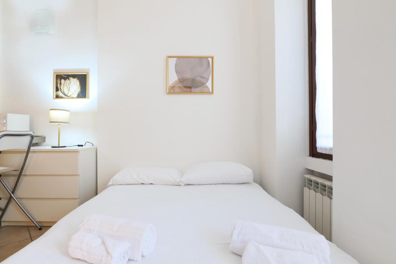 Appartement Primopiano - Scalvini à Milan Extérieur photo
