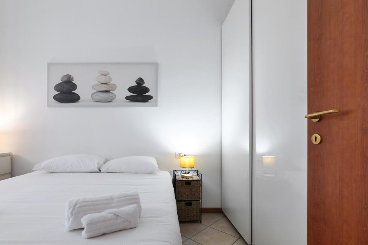 Appartement Primopiano - Scalvini à Milan Extérieur photo